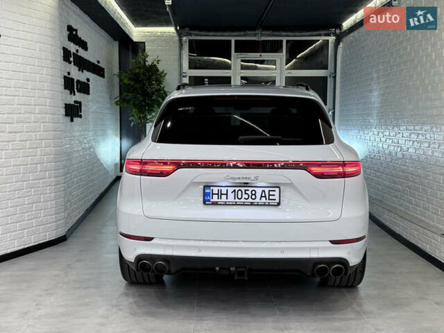 Білий Порше Cayenne, об'ємом двигуна 2.89 л та пробігом 96 тис. км за 64999 $, фото 7 на Automoto.ua