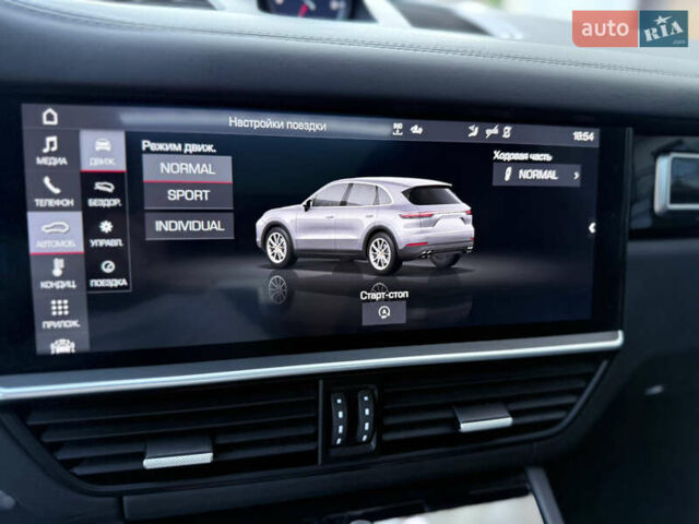 Білий Порше Cayenne, об'ємом двигуна 2.89 л та пробігом 96 тис. км за 64999 $, фото 24 на Automoto.ua