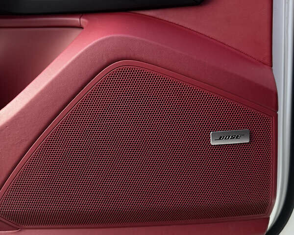 Белый Порше Каен, объемом двигателя 3 л и пробегом 80 тыс. км за 75500 $, фото 4 на Automoto.ua