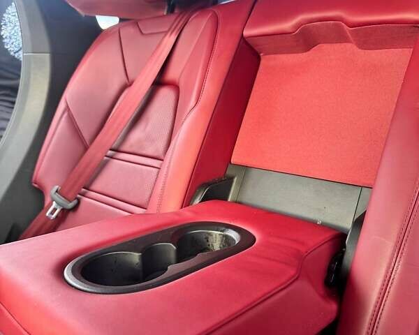 Білий Порше Cayenne, об'ємом двигуна 3 л та пробігом 129 тис. км за 84000 $, фото 8 на Automoto.ua