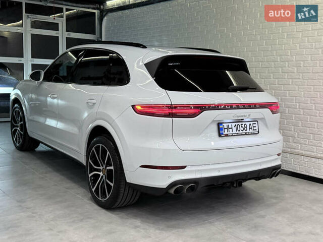 Білий Порше Cayenne, об'ємом двигуна 2.89 л та пробігом 96 тис. км за 64999 $, фото 8 на Automoto.ua