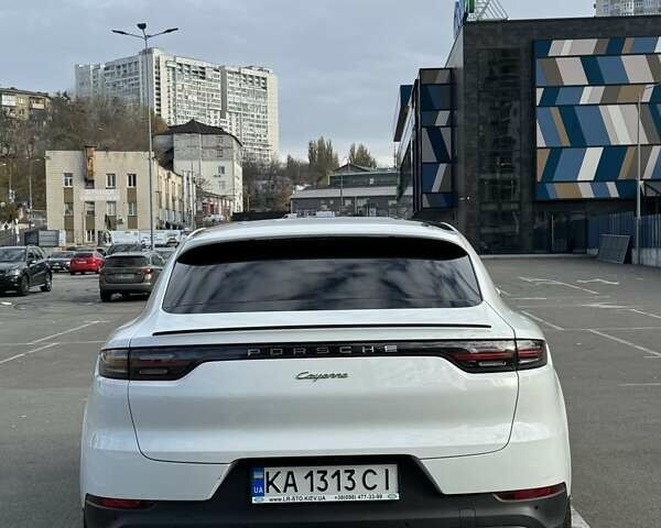 Білий Порше Cayenne, об'ємом двигуна 3 л та пробігом 42 тис. км за 82000 $, фото 7 на Automoto.ua
