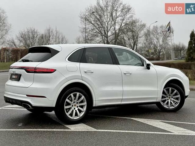 Белый Порше Каен, объемом двигателя 3 л и пробегом 80 тыс. км за 51500 $, фото 16 на Automoto.ua