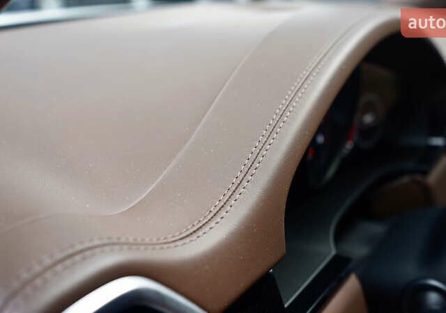 Білий Порше Cayenne, об'ємом двигуна 4 л та пробігом 70 тис. км за 87999 $, фото 44 на Automoto.ua