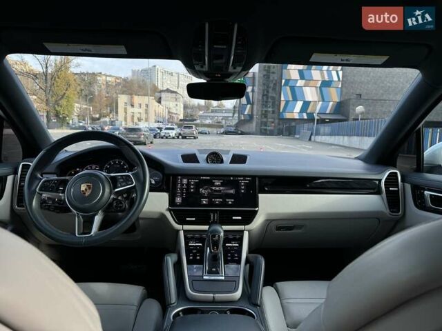 Білий Порше Cayenne, об'ємом двигуна 3 л та пробігом 42 тис. км за 82000 $, фото 15 на Automoto.ua