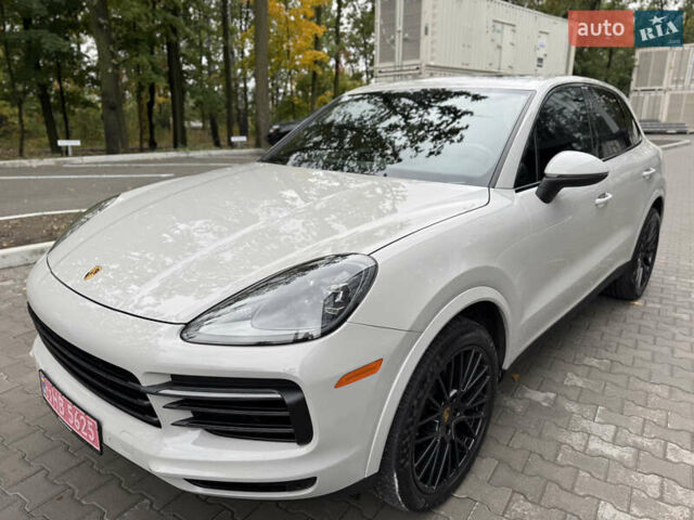 Белый Порше Каен, объемом двигателя 3 л и пробегом 57 тыс. км за 57500 $, фото 16 на Automoto.ua