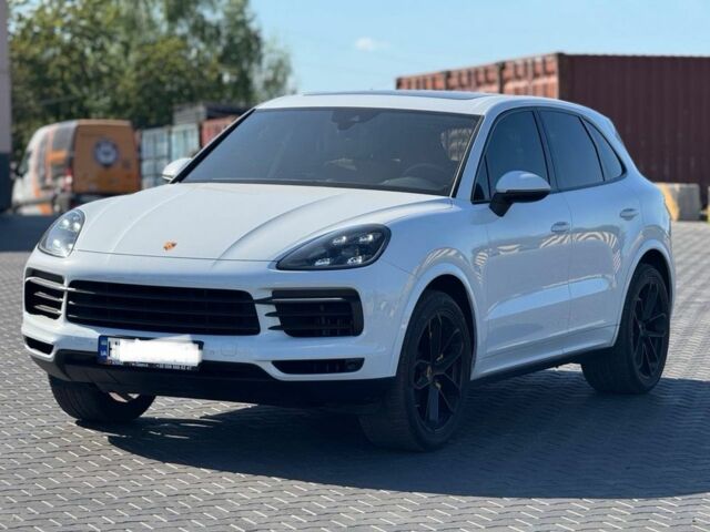 Белый Порше Каен, объемом двигателя 3 л и пробегом 68 тыс. км за 63000 $, фото 1 на Automoto.ua