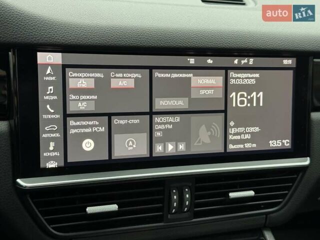 Белый Порше Каен, объемом двигателя 3 л и пробегом 80 тыс. км за 51500 $, фото 50 на Automoto.ua