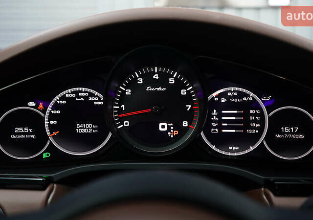 Білий Порше Cayenne, об'ємом двигуна 4 л та пробігом 70 тис. км за 87999 $, фото 37 на Automoto.ua