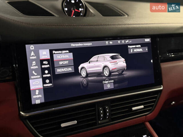 Белый Порше Каен, объемом двигателя 2.89 л и пробегом 23 тыс. км за 79000 $, фото 20 на Automoto.ua