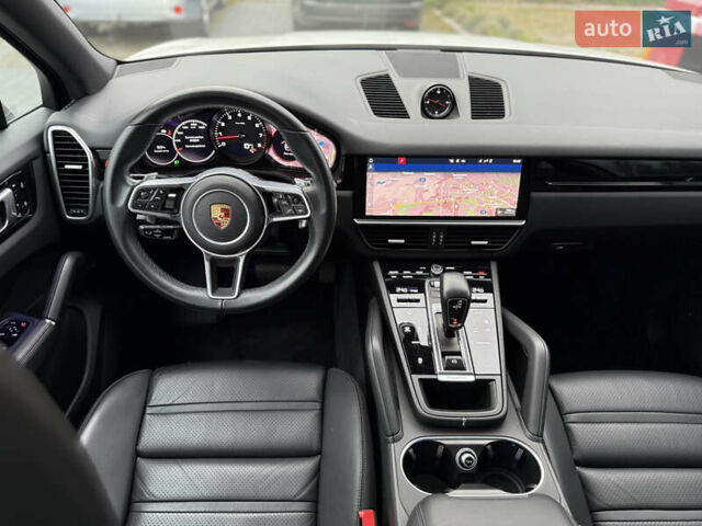Белый Порше Каен, объемом двигателя 3 л и пробегом 23 тыс. км за 69900 $, фото 50 на Automoto.ua