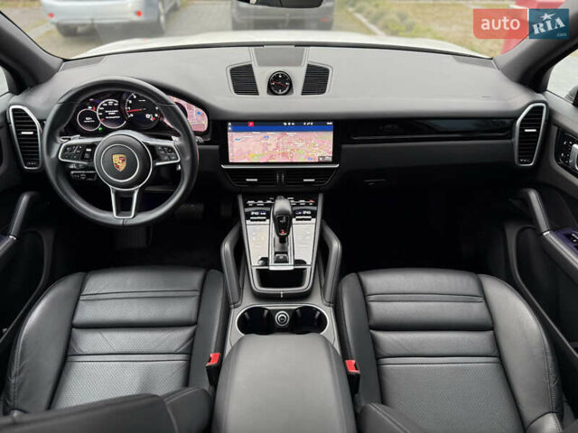 Белый Порше Каен, объемом двигателя 3 л и пробегом 23 тыс. км за 69900 $, фото 49 на Automoto.ua