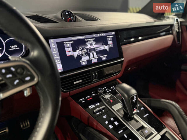 Белый Порше Каен, объемом двигателя 2.89 л и пробегом 23 тыс. км за 79000 $, фото 13 на Automoto.ua