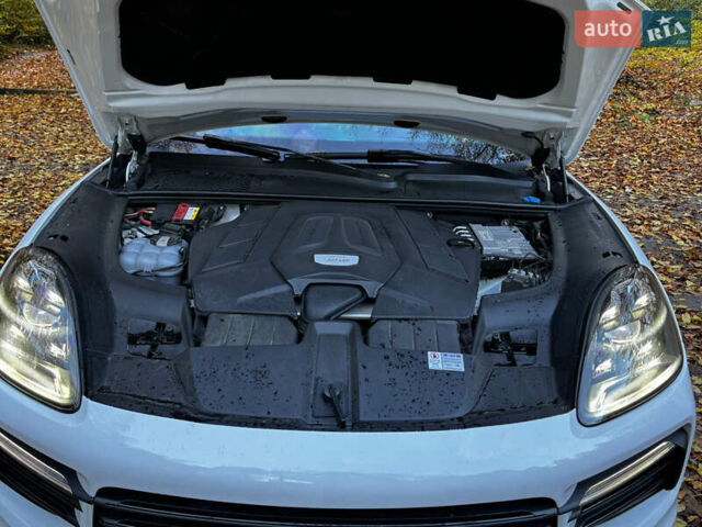 Порше Cayenne 2021 у Львові на Automoto.ua Білий Порше Cayenne, об'ємом двигуна 3 л та пробігом 100 тис. км за 64500 $, фото 10 на Automoto.ua