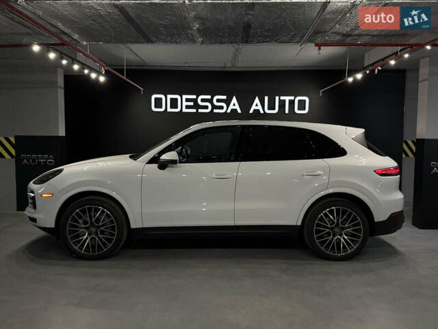 Белый Порше Каен, объемом двигателя 2.89 л и пробегом 23 тыс. км за 79000 $, фото 2 на Automoto.ua