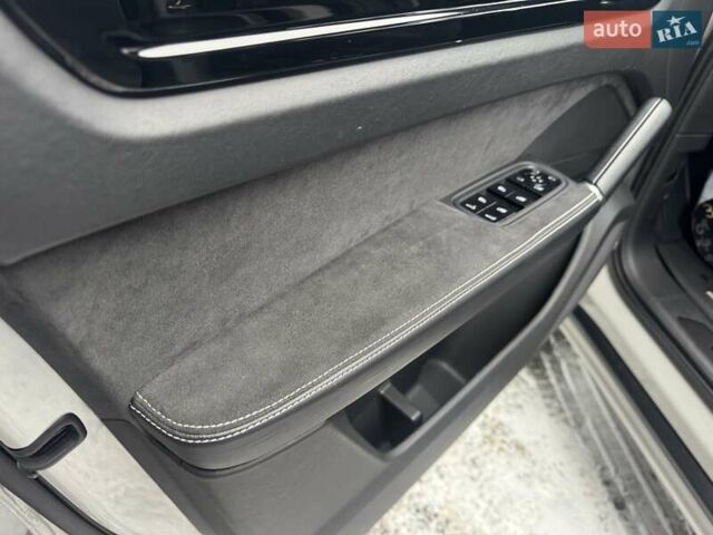 Білий Порше Cayenne, об'ємом двигуна 4 л та пробігом 38 тис. км за 88000 $, фото 121 на Automoto.ua