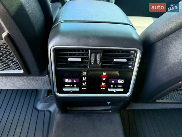 Белый Порше Каен, объемом двигателя 3 л и пробегом 78 тыс. км за 62500 $, фото 8 на Automoto.ua