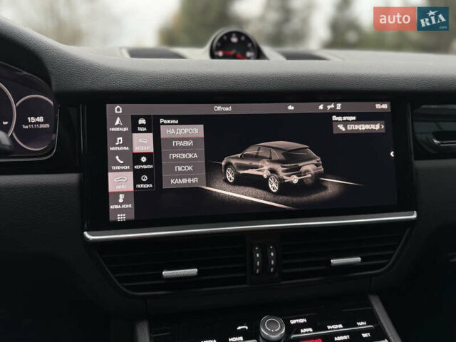 Белый Порше Каен, объемом двигателя 3 л и пробегом 23 тыс. км за 69900 $, фото 38 на Automoto.ua