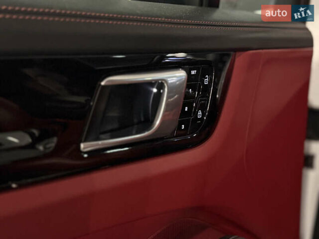 Белый Порше Каен, объемом двигателя 2.89 л и пробегом 23 тыс. км за 79000 $, фото 12 на Automoto.ua