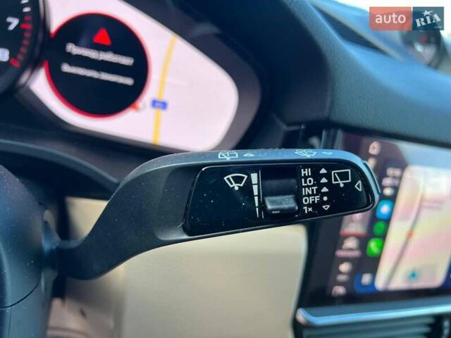 Белый Порше Каен, объемом двигателя 3 л и пробегом 100 тыс. км за 59990 $, фото 26 на Automoto.ua