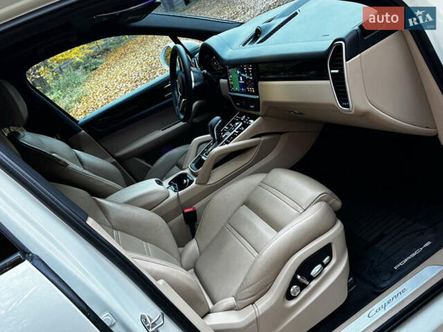 Порше Cayenne 2021 у Львові на Automoto.ua Білий Порше Cayenne, об'ємом двигуна 3 л та пробігом 100 тис. км за 64500 $, фото 15 на Automoto.ua