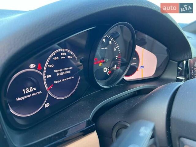 Белый Порше Каен, объемом двигателя 3 л и пробегом 100 тыс. км за 59990 $, фото 52 на Automoto.ua