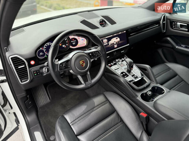 Белый Порше Каен, объемом двигателя 3 л и пробегом 23 тыс. км за 69900 $, фото 29 на Automoto.ua