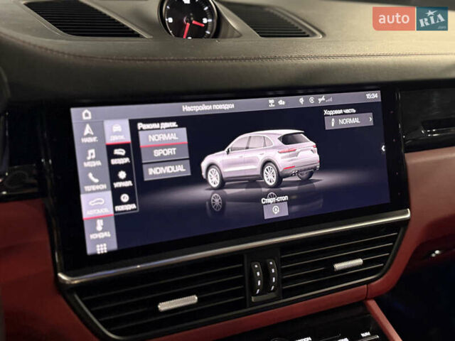 Белый Порше Каен, объемом двигателя 2.89 л и пробегом 23 тыс. км за 79000 $, фото 19 на Automoto.ua