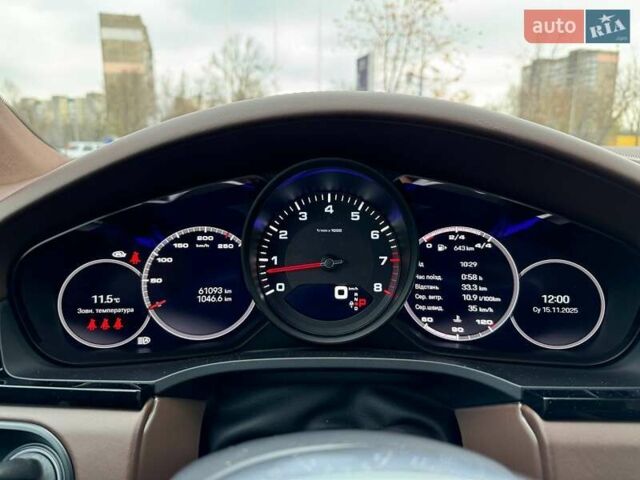 Белый Порше Каен, объемом двигателя 3 л и пробегом 61 тыс. км за 94490 $, фото 21 на Automoto.ua