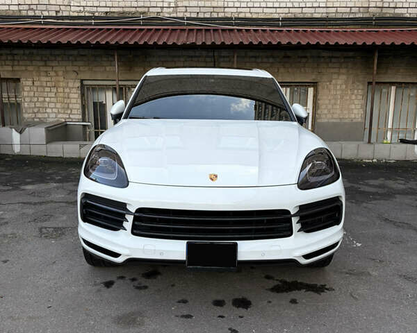 Белый Порше Каен, объемом двигателя 3 л и пробегом 78 тыс. км за 59999 $, фото 5 на Automoto.ua