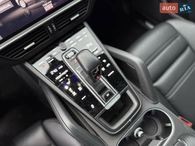 Белый Порше Каен, объемом двигателя 3 л и пробегом 23 тыс. км за 69900 $, фото 35 на Automoto.ua