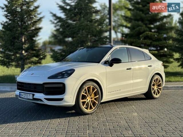Белый Порше Каен, объемом двигателя 0 л и пробегом 12 тыс. км за 115000 $, фото 10 на Automoto.ua