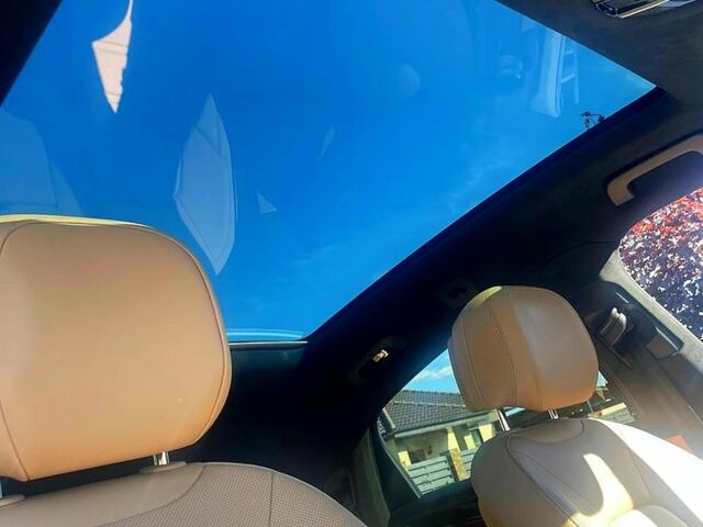 Белый Порше Каен, объемом двигателя 3 л и пробегом 65 тыс. км за 74899 $, фото 7 на Automoto.ua