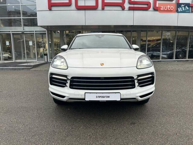 Белый Порше Каен, объемом двигателя 3 л и пробегом 34 тыс. км за 73500 $, фото 2 на Automoto.ua
