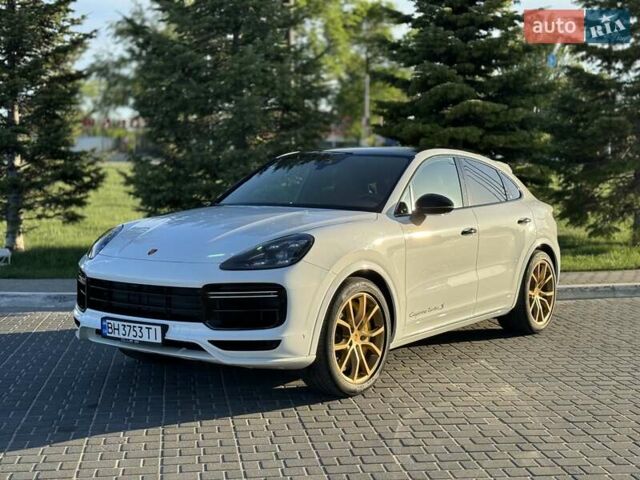 Белый Порше Каен, объемом двигателя 0 л и пробегом 12 тыс. км за 115000 $, фото 19 на Automoto.ua