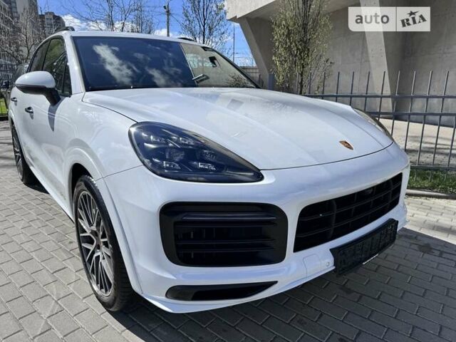 Білий Порше Cayenne, об'ємом двигуна 4 л та пробігом 1 тис. км за 146444 $, фото 6 на Automoto.ua