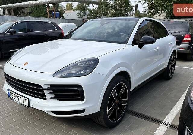 Белый Порше Каен, объемом двигателя 3 л и пробегом 65 тыс. км за 74899 $, фото 1 на Automoto.ua