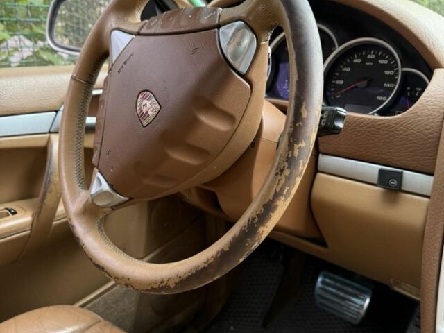 Бежевый Порше Каен, объемом двигателя 4.5 л и пробегом 260 тыс. км за 3330 $, фото 4 на Automoto.ua