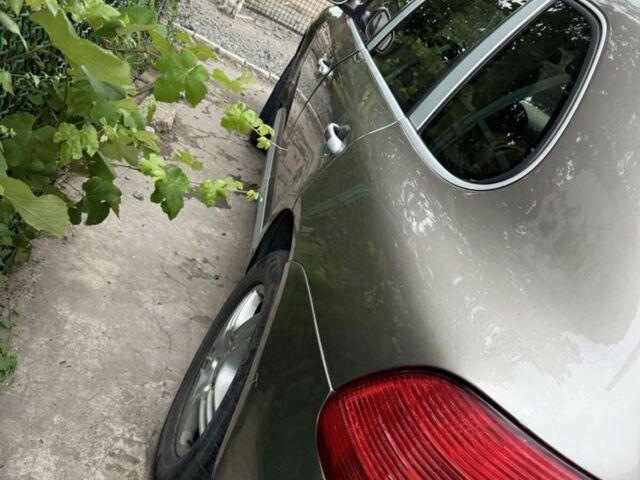 Бежевый Порше Каен, объемом двигателя 4.5 л и пробегом 260 тыс. км за 3330 $, фото 5 на Automoto.ua