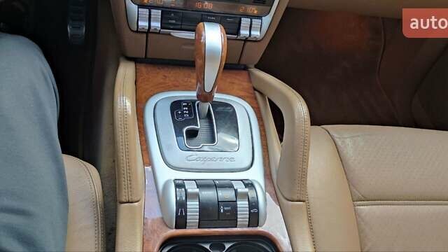 Бежевый Порше Каен, объемом двигателя 4.8 л и пробегом 158 тыс. км за 12999 $, фото 31 на Automoto.ua