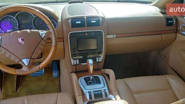 Бежевый Порше Каен, объемом двигателя 4.8 л и пробегом 158 тыс. км за 12999 $, фото 11 на Automoto.ua