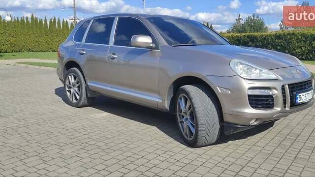 Бежевый Порше Каен, объемом двигателя 4.8 л и пробегом 158 тыс. км за 12999 $, фото 3 на Automoto.ua
