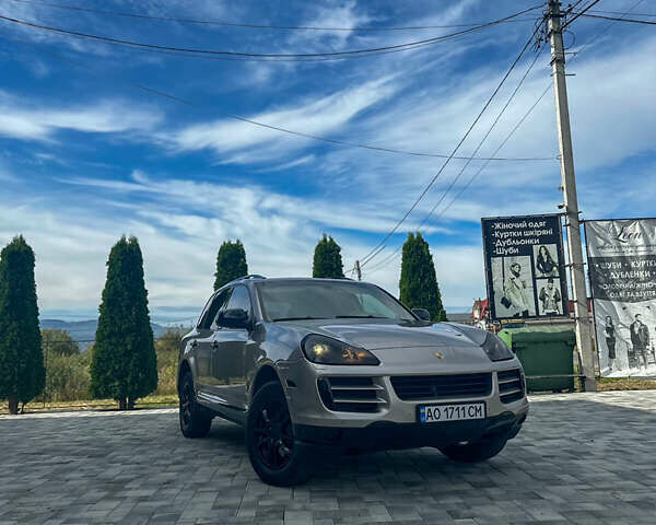 Бежевий Порше Cayenne, об'ємом двигуна 3.6 л та пробігом 241 тис. км за 10000 $, фото 6 на Automoto.ua