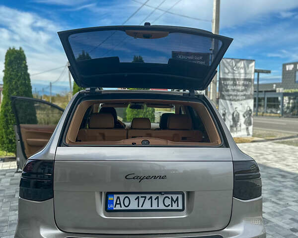 Бежевий Порше Cayenne, об'ємом двигуна 3.6 л та пробігом 241 тис. км за 10000 $, фото 8 на Automoto.ua