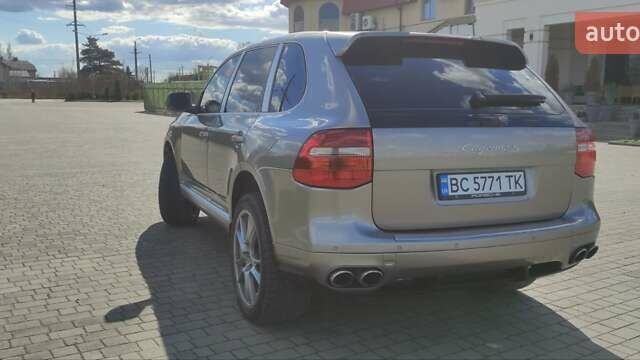 Бежевый Порше Каен, объемом двигателя 4.8 л и пробегом 158 тыс. км за 12999 $, фото 6 на Automoto.ua