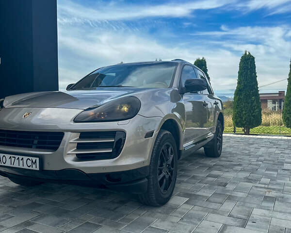 Бежевий Порше Cayenne, об'ємом двигуна 3.6 л та пробігом 241 тис. км за 10000 $, фото 7 на Automoto.ua