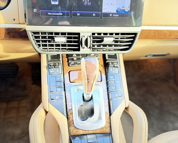 Бежевий Порше Cayenne, об'ємом двигуна 3.6 л та пробігом 109 тис. км за 26500 $, фото 21 на Automoto.ua