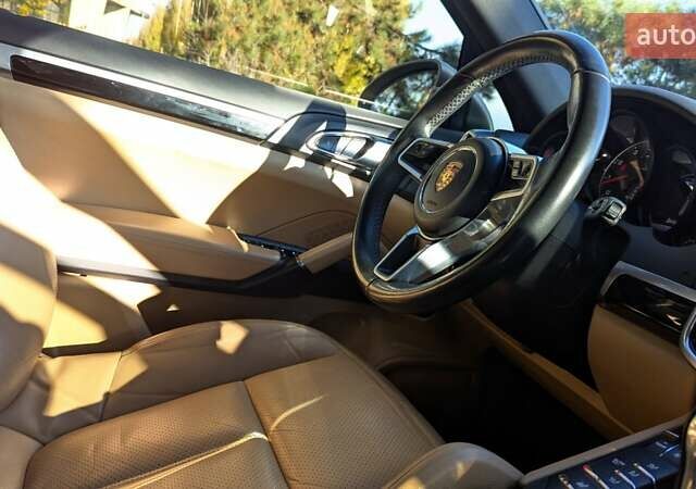Бежевий Порше Cayenne, об'ємом двигуна 3.6 л та пробігом 136 тис. км за 19800 $, фото 12 на Automoto.ua