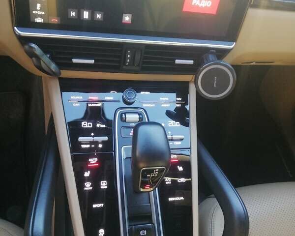 Бежевий Порше Cayenne, об'ємом двигуна 2.99 л та пробігом 65 тис. км за 66900 $, фото 27 на Automoto.ua