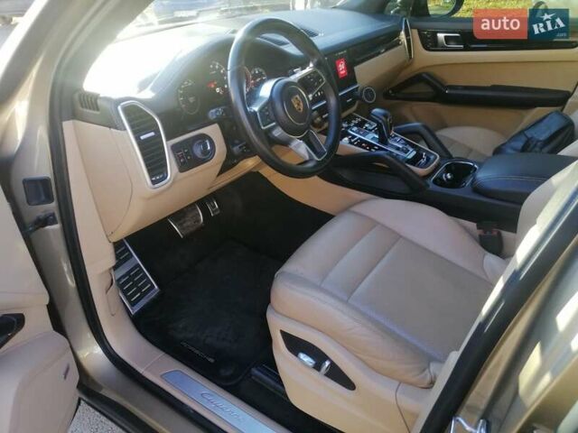 Бежевий Порше Cayenne, об'ємом двигуна 2.99 л та пробігом 65 тис. км за 66900 $, фото 21 на Automoto.ua